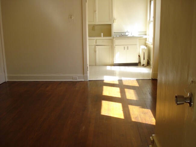 Foto del edificio - 5854 Forbes Ave