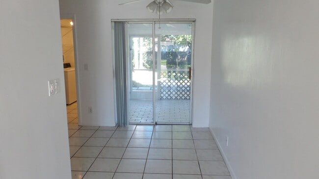 Foto del edificio - 9459 SW 51st Ct