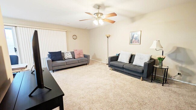 Foto del edificio - 602 Hanover Ct