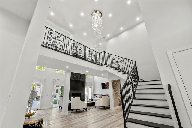 Foto del edificio - 5965 Nora Lynn Dr