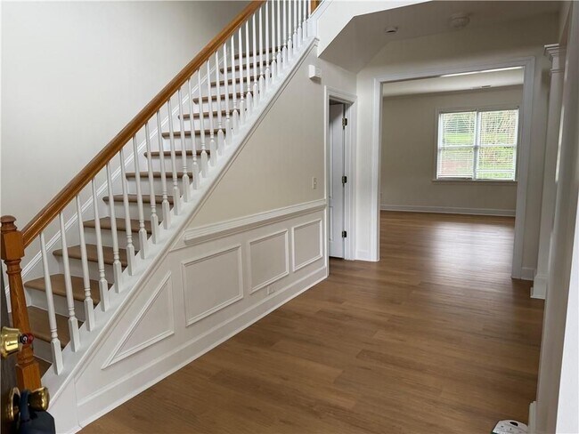 Foto del edificio - 3120 Caney Creek Ln