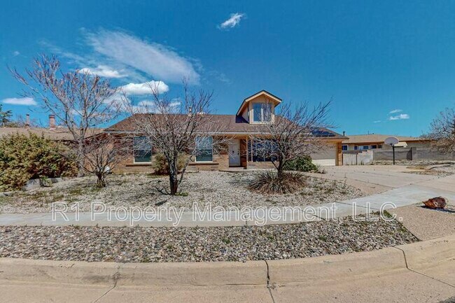 Building Photo - 8211 Ruidoso Rd NE
