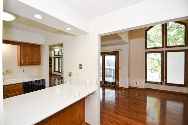 Building Photo - 1449 Harbor Dr NW