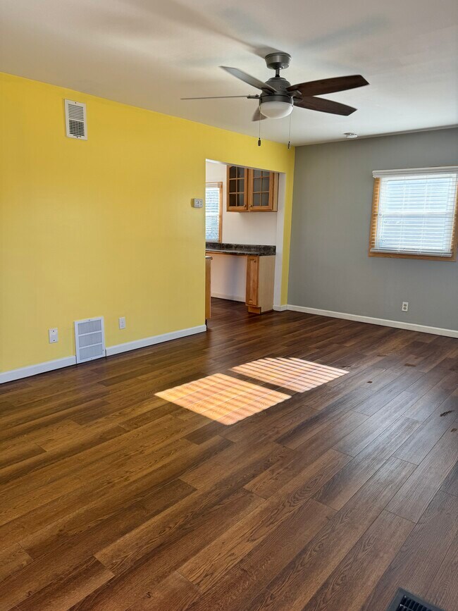 Building Photo - 3536 N 95th St