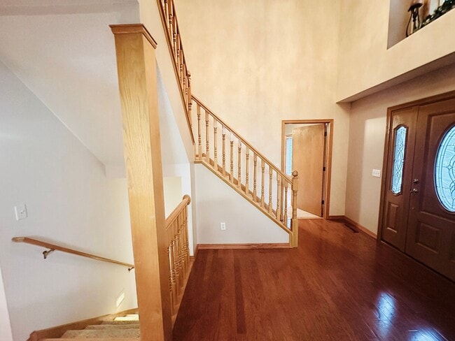 Foto del edificio - Stunning 6-Bedroom Corner-Lot Home w/ Luxury Finishes & Entertainer’s Layout