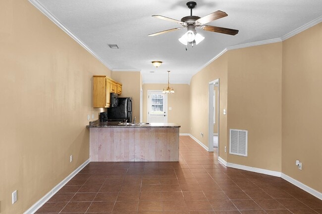 Building Photo - 26 Black Oak Dr