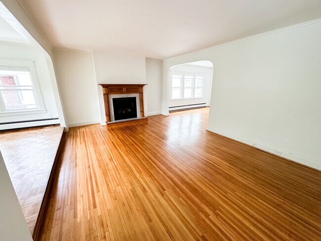 Living Room - 299 Wellington Rd