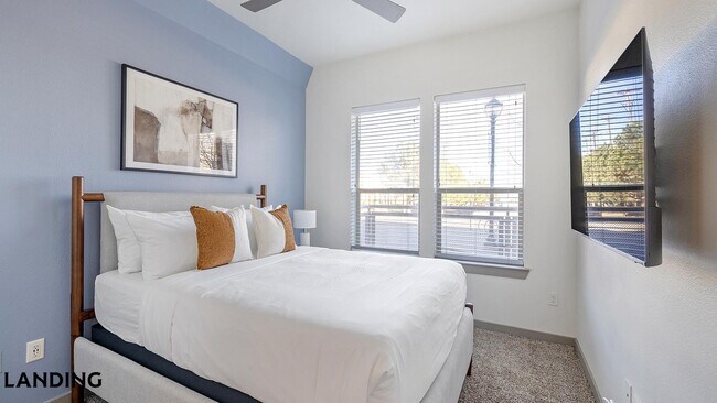 Foto del edificio - 101 S Center St