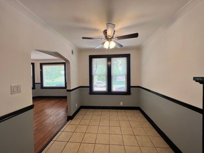 Building Photo - 5601 S Campbell Ave