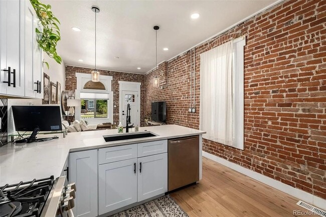 Building Photo - 3541 N Williams St