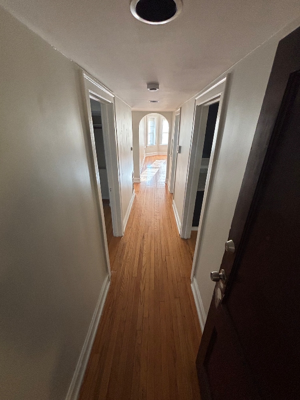 Primary Photo - 720 W 112th St