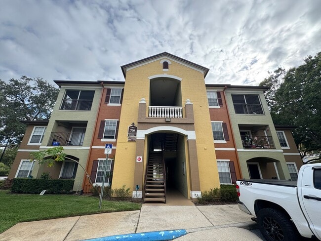 Charming 1BD/1BA Condo with Water & Lawn C... - Charming 1BD/1BA Condo with Water & Lawn C...