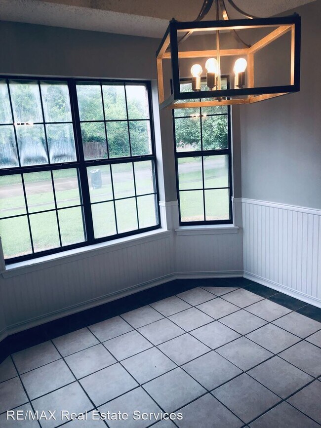 Foto del edificio - 3 br, 2 bath House - 2500 Brookhaven