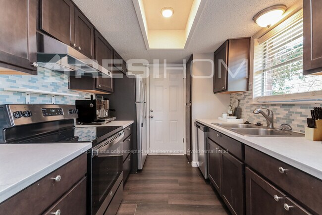 Foto del edificio - 1513 Bay Shore Drive