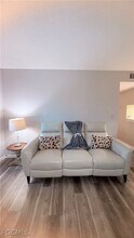 Building Photo - 9540 Green Cypress Ln