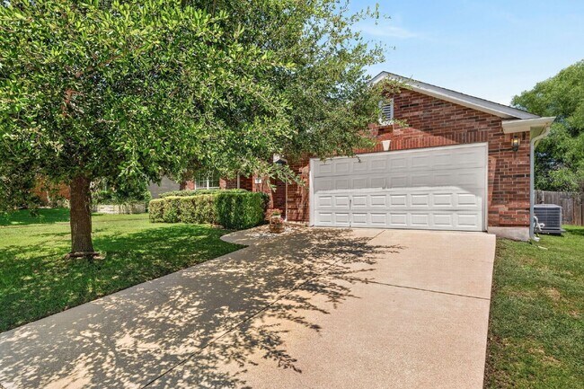 Building Photo - 2504 Branding Iron Ln