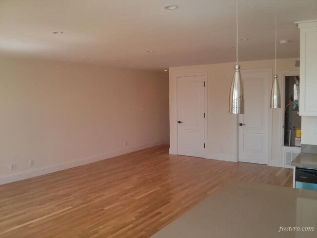 Building Photo - 641 Natoma St