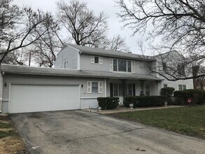 Building Photo - 1504 Meadow Lake Terrace