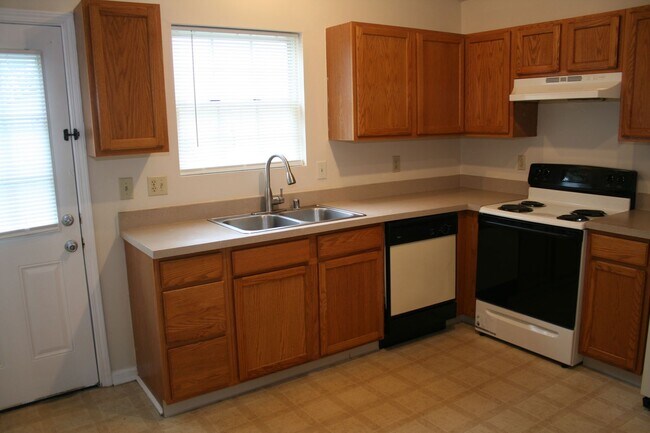 Foto del edificio - Woodhill Ranch     250604