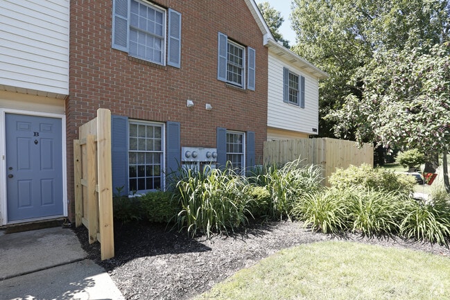 Remington Station - Remington Station Townhomes