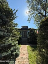 Building Photo - 49 Onderdonk Ave