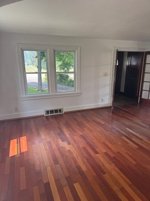 Foto del edificio - 4291 Camp Rd