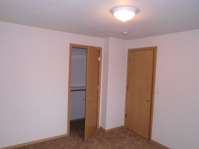 Foto del edificio - 231 Cedar Terrace Ct