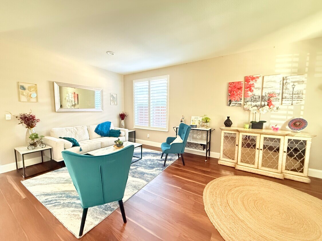 Foto principal - 135 Gerbera St