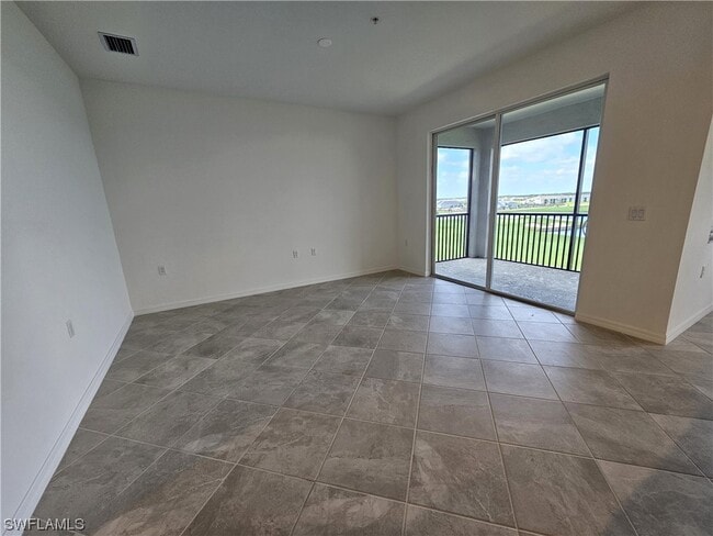 Building Photo - 5749 Double Eagle Cir