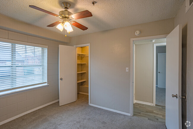 2BR, 1BA - 870SF Bedroom - Christopher Place Apartments