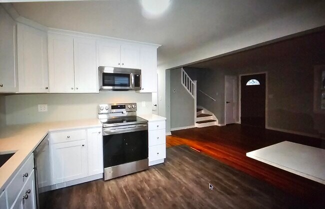 Building Photo - 70 Belden Rd