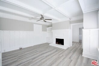 Building Photo - 1366 Riviera Ave