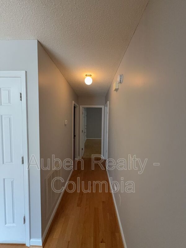 Foto del edificio - 469 Coops Ct