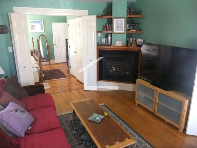 Building Photo - Great Price - Spacious Allston 3-Bedroom