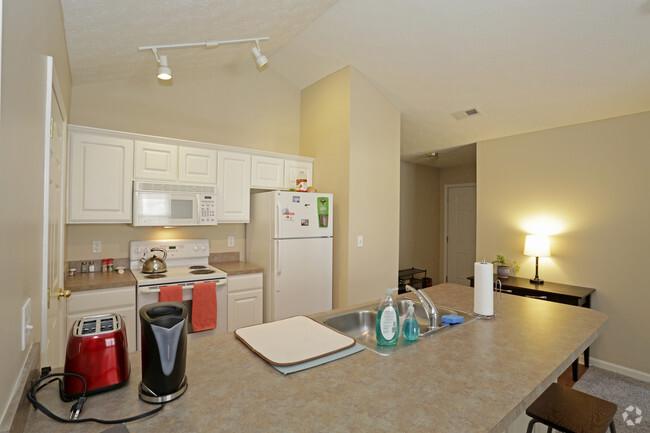 2 Bedroom - Kitchen - Capstone Quarters