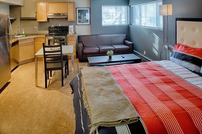 Building Photo - 0 Bed 1 Bath Unit in Calgary, AB