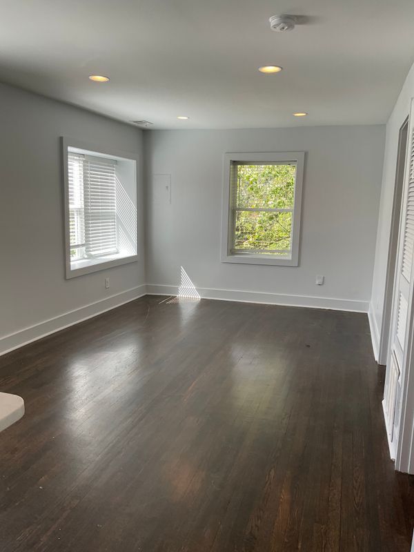 Foto del edificio - 787 Berkeley Ave NW