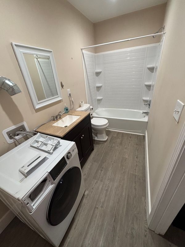 Foto del edificio - 637 Washington St