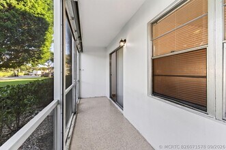 Building Photo - 45 Dorset B
