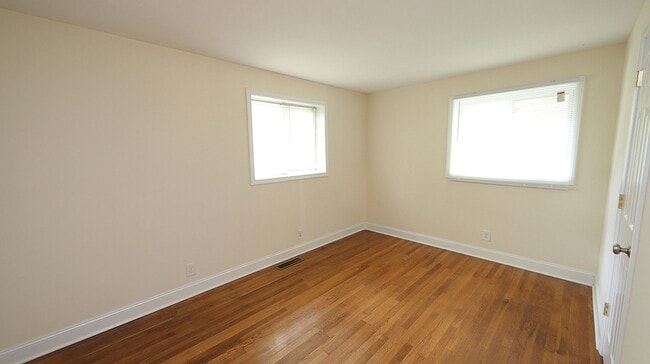 Building Photo - Great home in Chapel Hill!