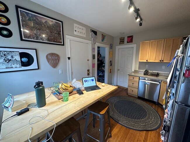 Foto del edificio - 9 Medford