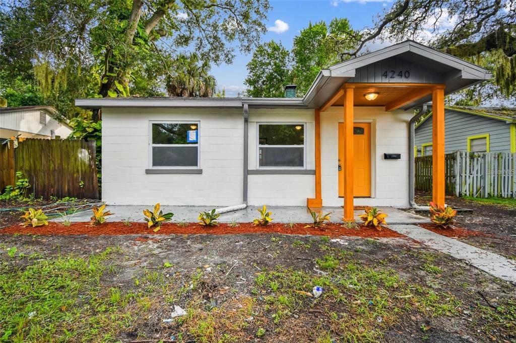 Foto principal - 4240 14th Ave S