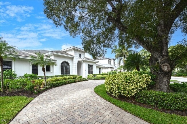 Building Photo - 600 6th Ave N