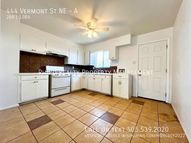 Building Photo - Charming 2 Bedroom 1 Bath In the La Mesa N...