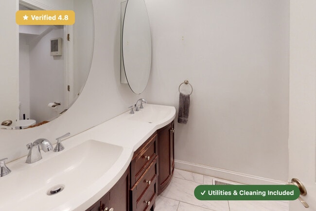 Building Photo - Furnished Private Bedroom in East Boston
