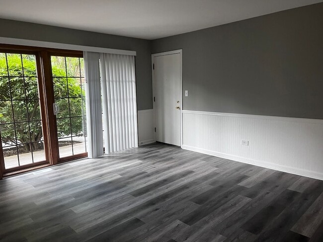 Foto del edificio - 516 Lincoln Ln