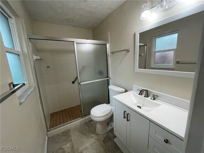 Foto del edificio - 4108 SE 18th Pl