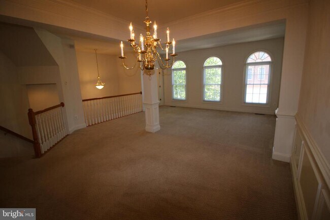 Foto del edificio - 8316 Dockray Ct