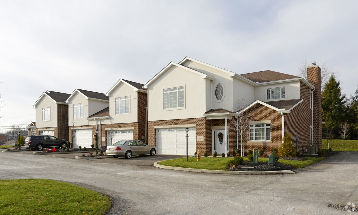 Caymus Estates - Caymus Estates Apartments