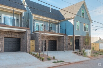Building Photo - 4009 N Indiana Ave